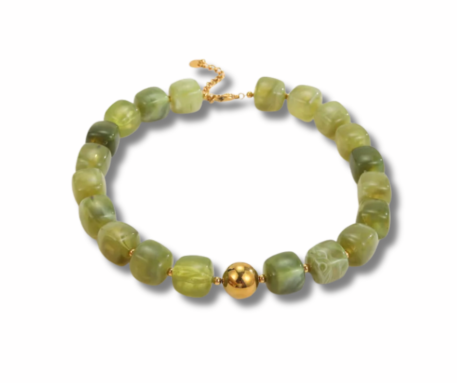 Collar olivo