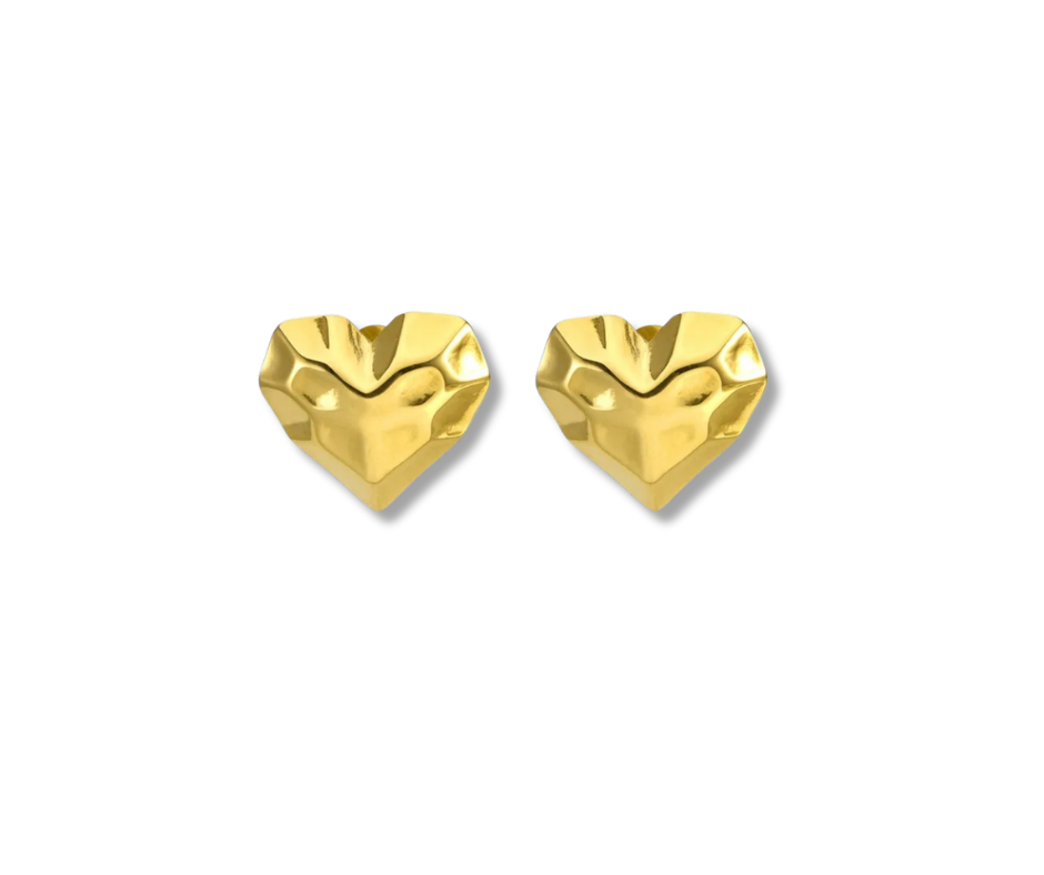 Aretes de corazón martillado