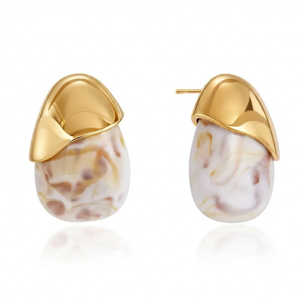 Aretes Mika hueso