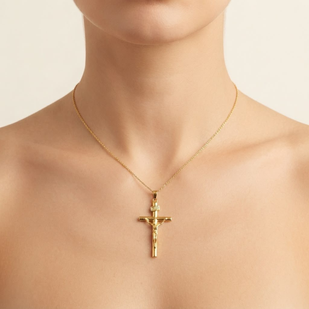 Collar con Cristo