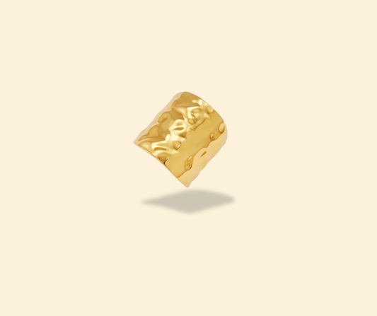 Anillo martillado