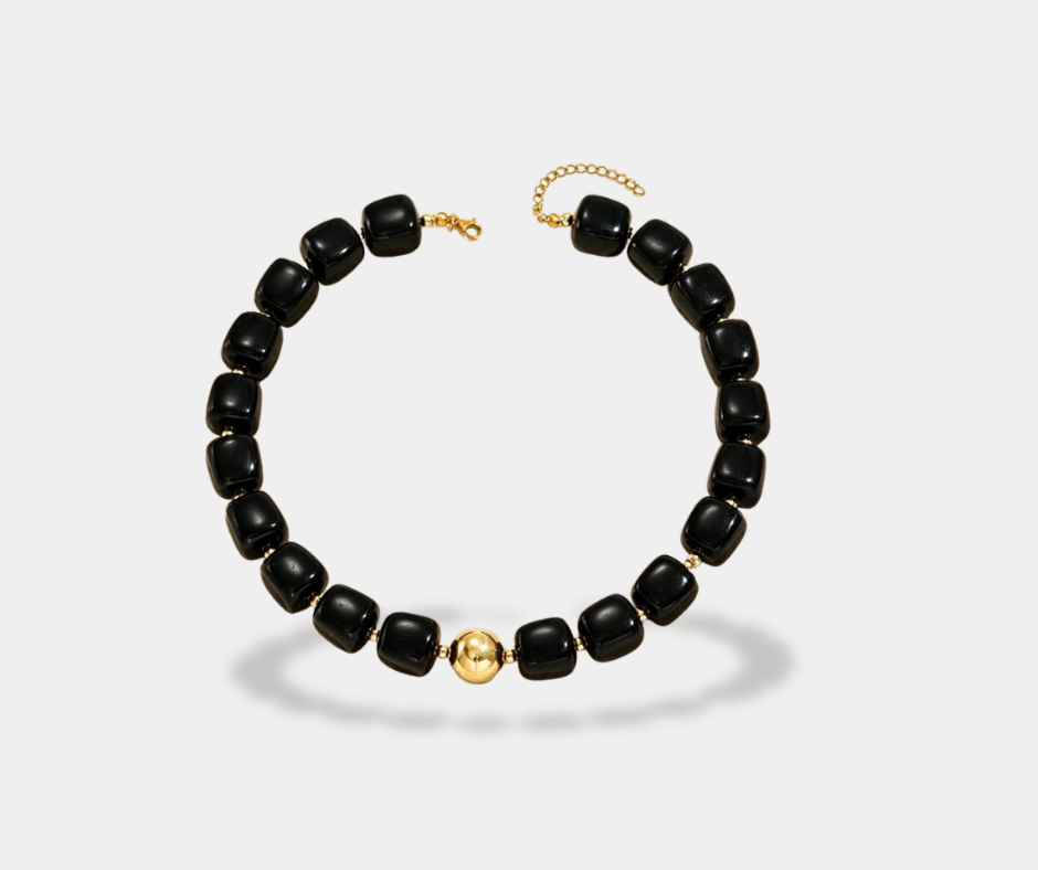 Collar negro