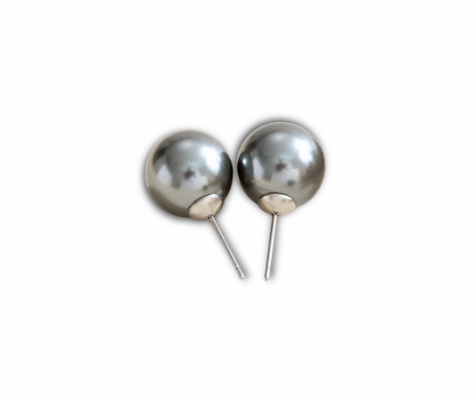 Aretes de perla humo