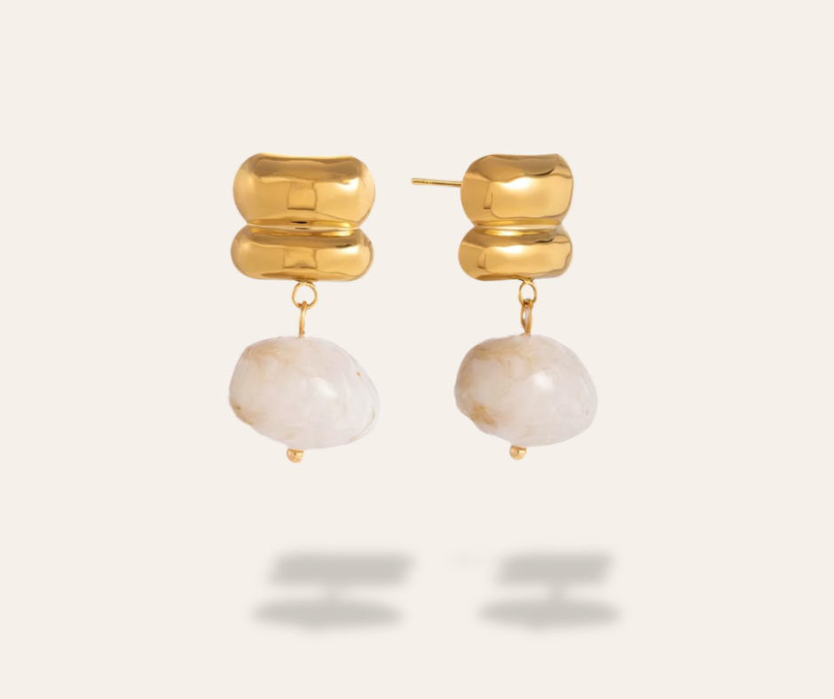 Aretes Gardenia hueso