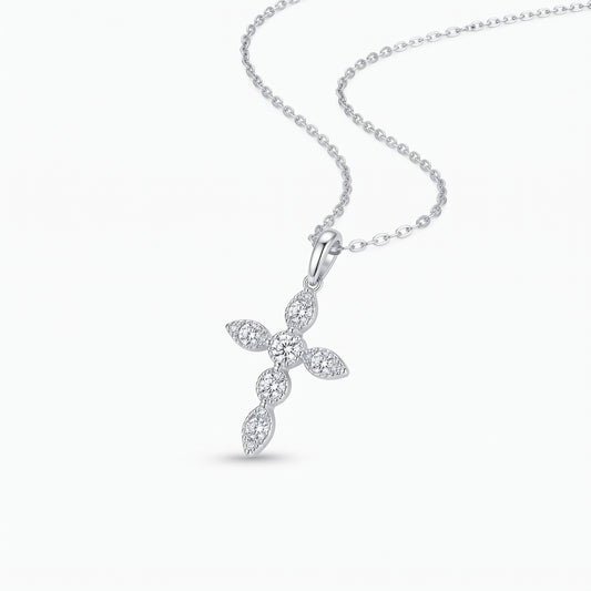 Collar de cruz pequeña plata