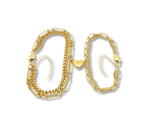 Set de pulseras doble cadena corazón dorado
